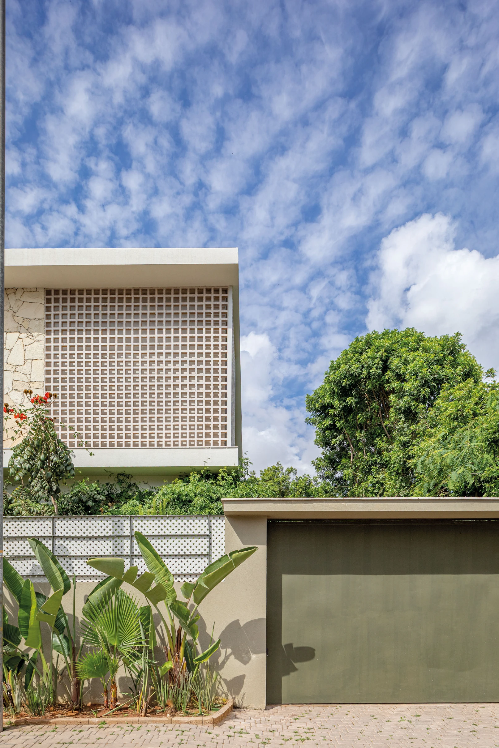 Villa S