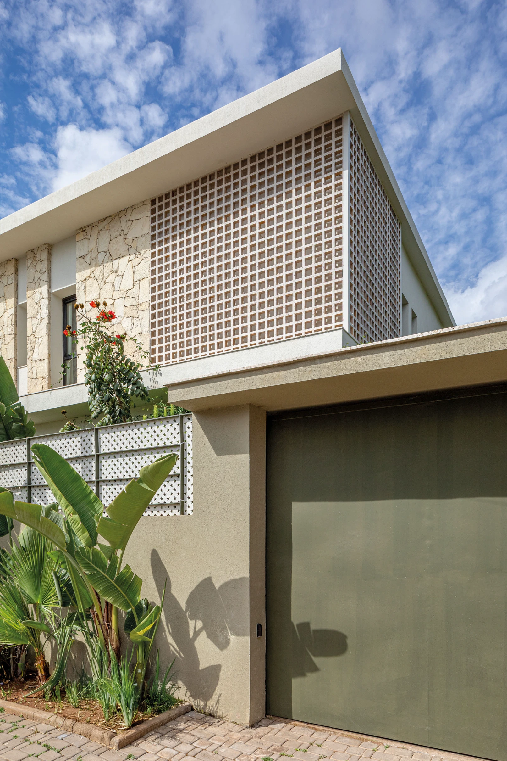 Villa S
