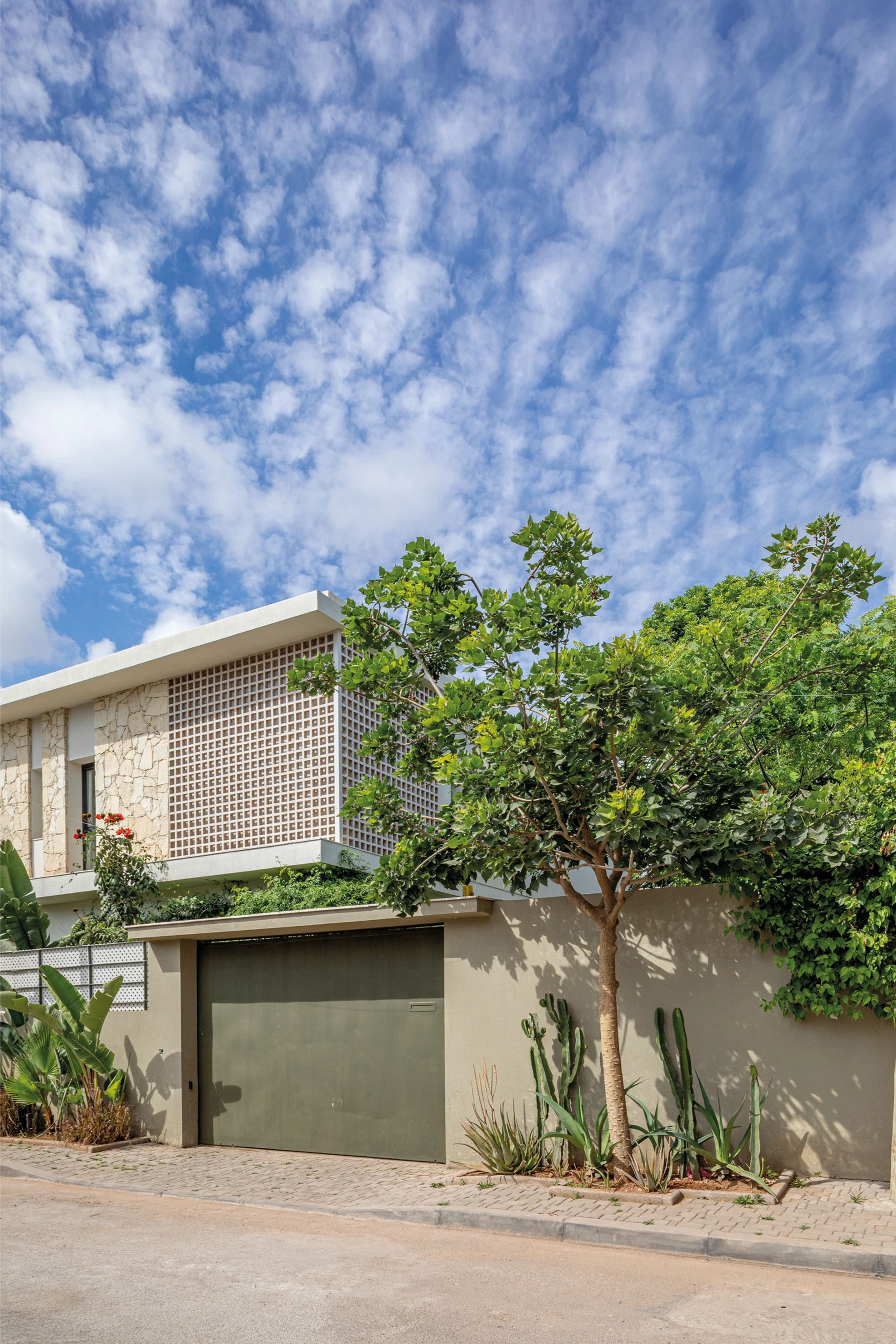 Villa S