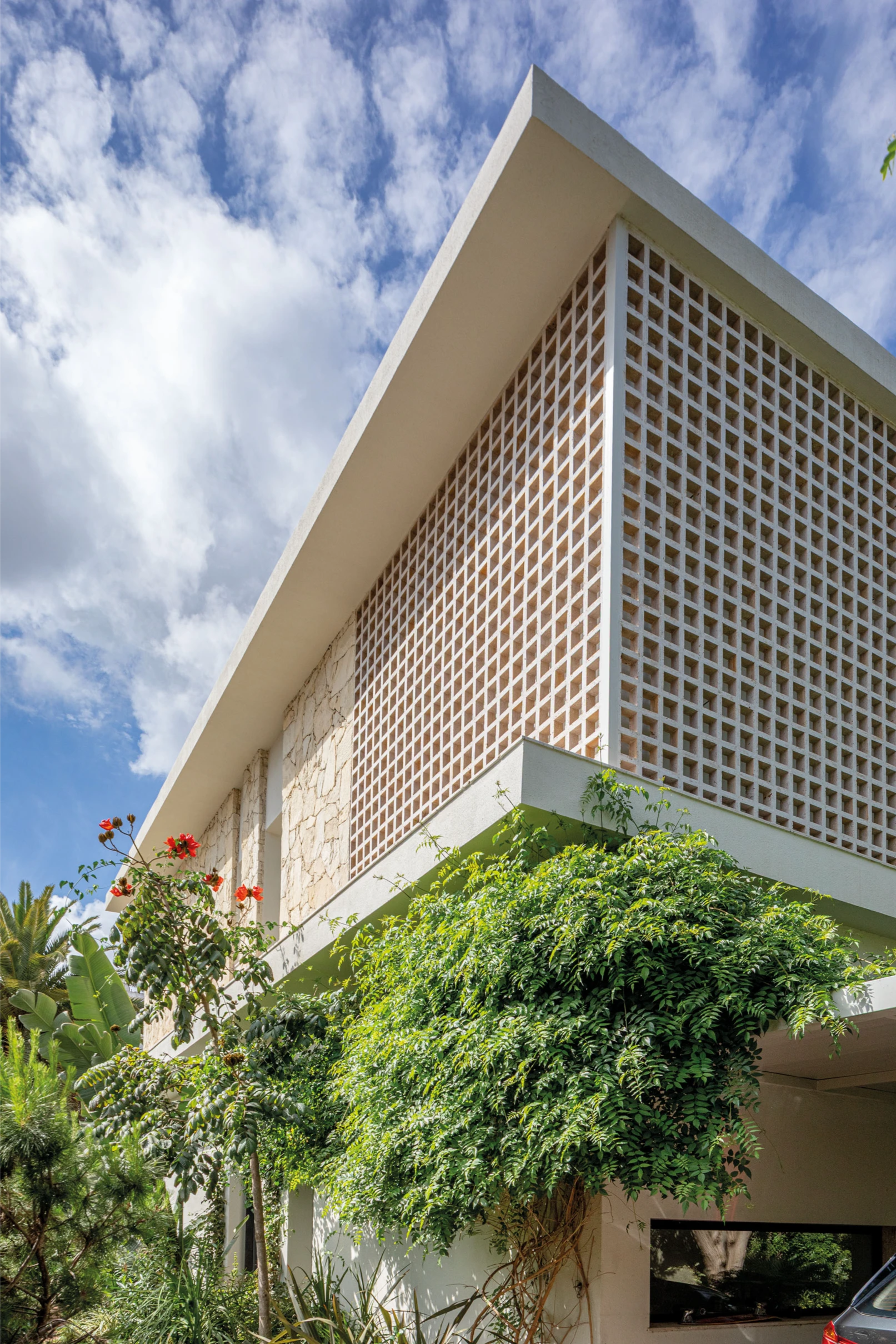 Villa S